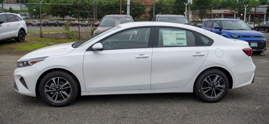 new 2024 Kia Forte car, priced at $20,321