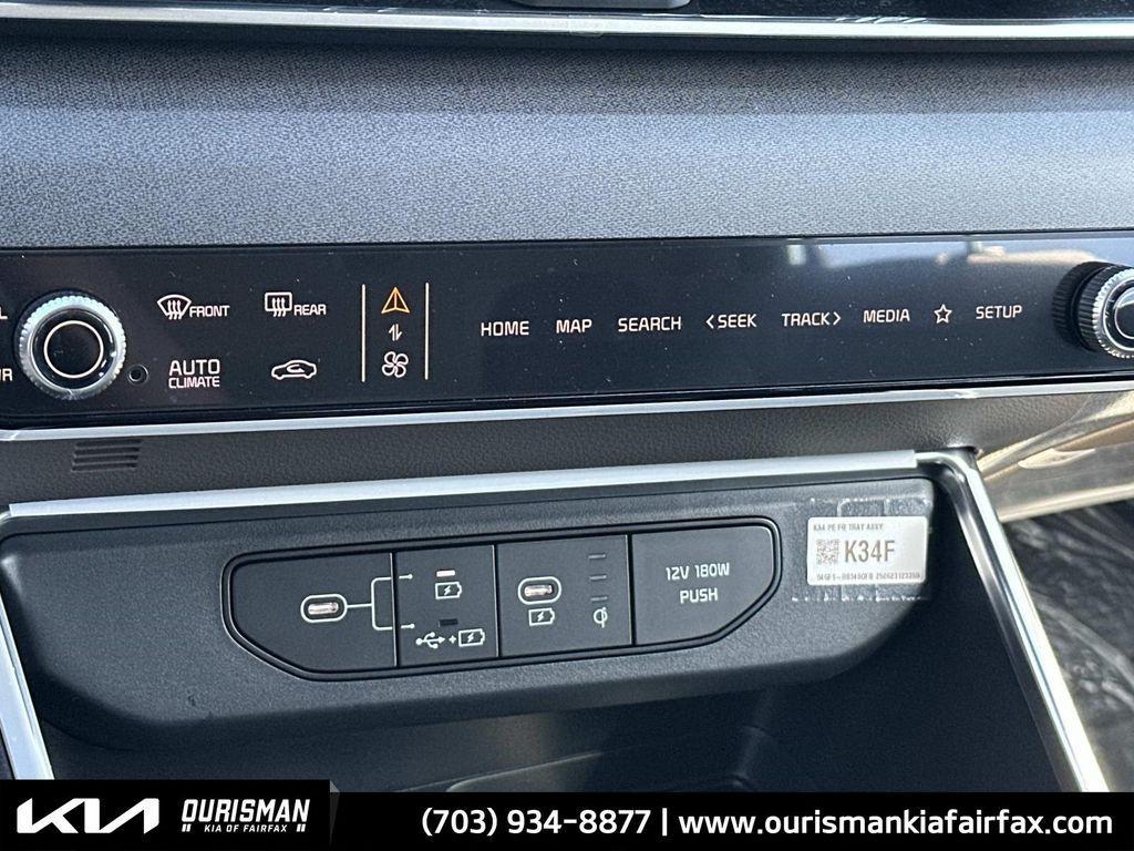 new 2026 Kia Carnival Hybrid car, priced at $43,395