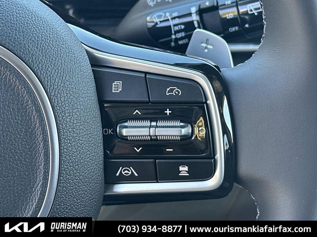 new 2026 Kia Carnival Hybrid car, priced at $43,395