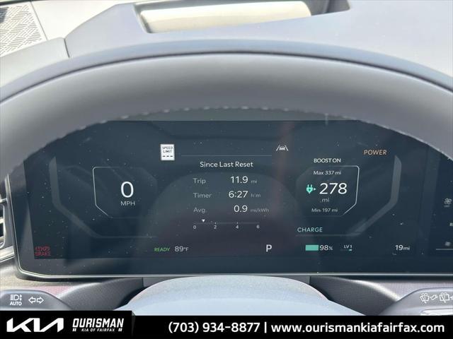 new 2026 Kia EV9 car, priced at $76,715