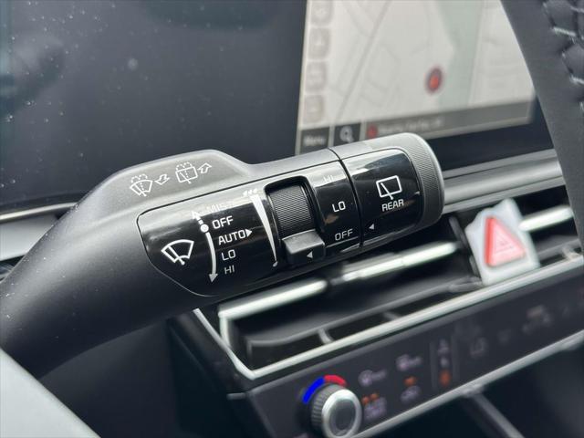 new 2025 Kia Niro Plug-In Hybrid car, priced at $36,166