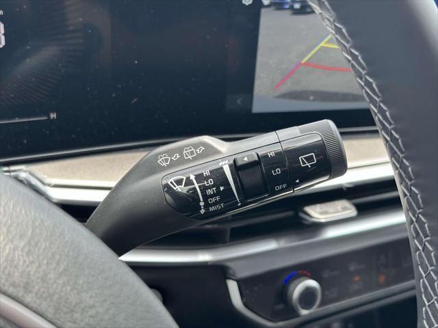 new 2025 Kia Sorento Hybrid car, priced at $41,654