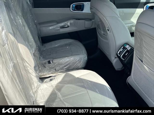 new 2025 Kia Sorento Hybrid car, priced at $40,406