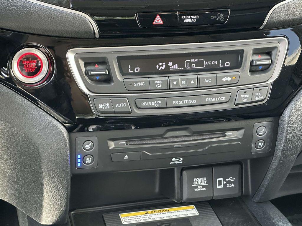 used 2022 Honda Pilot car, priced at $36,700