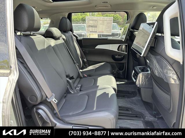 new 2025 Kia Carnival Hybrid car, priced at $55,203