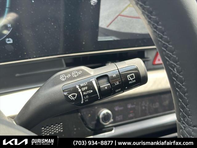 new 2025 Kia Sportage car, priced at $39,874