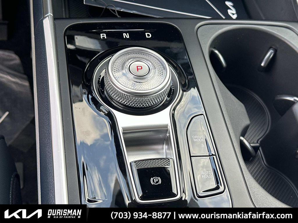 new 2026 Kia Carnival Hybrid car, priced at $43,992
