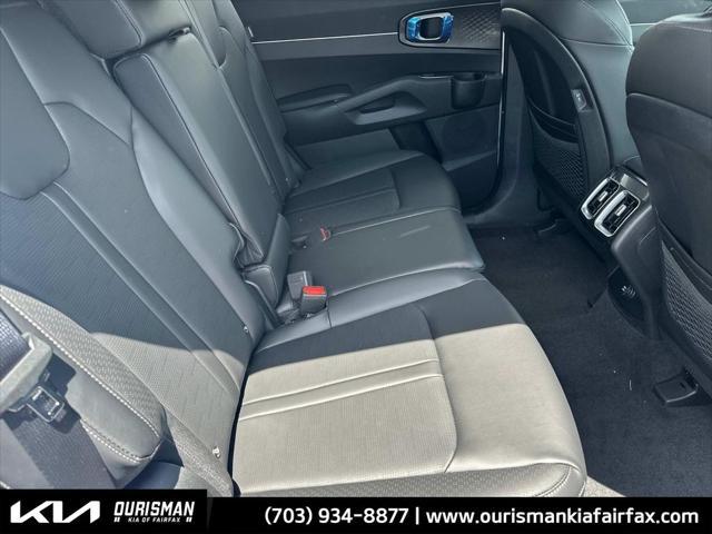 new 2025 Kia Sorento car, priced at $36,864