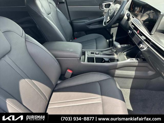 new 2025 Kia Sorento car, priced at $36,864