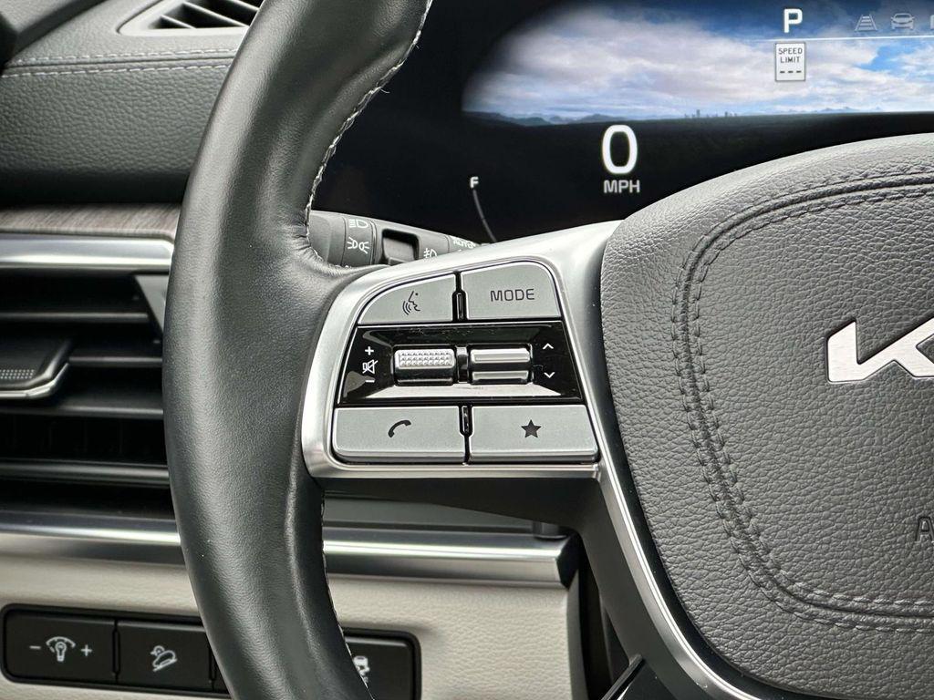 used 2023 Kia Telluride car, priced at $38,000