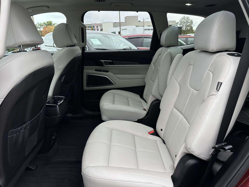 used 2023 Kia Telluride car, priced at $38,000