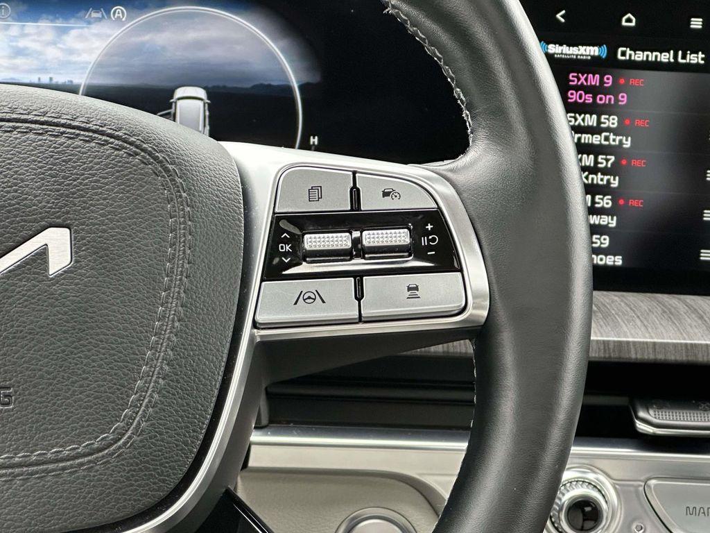 used 2023 Kia Telluride car, priced at $38,000