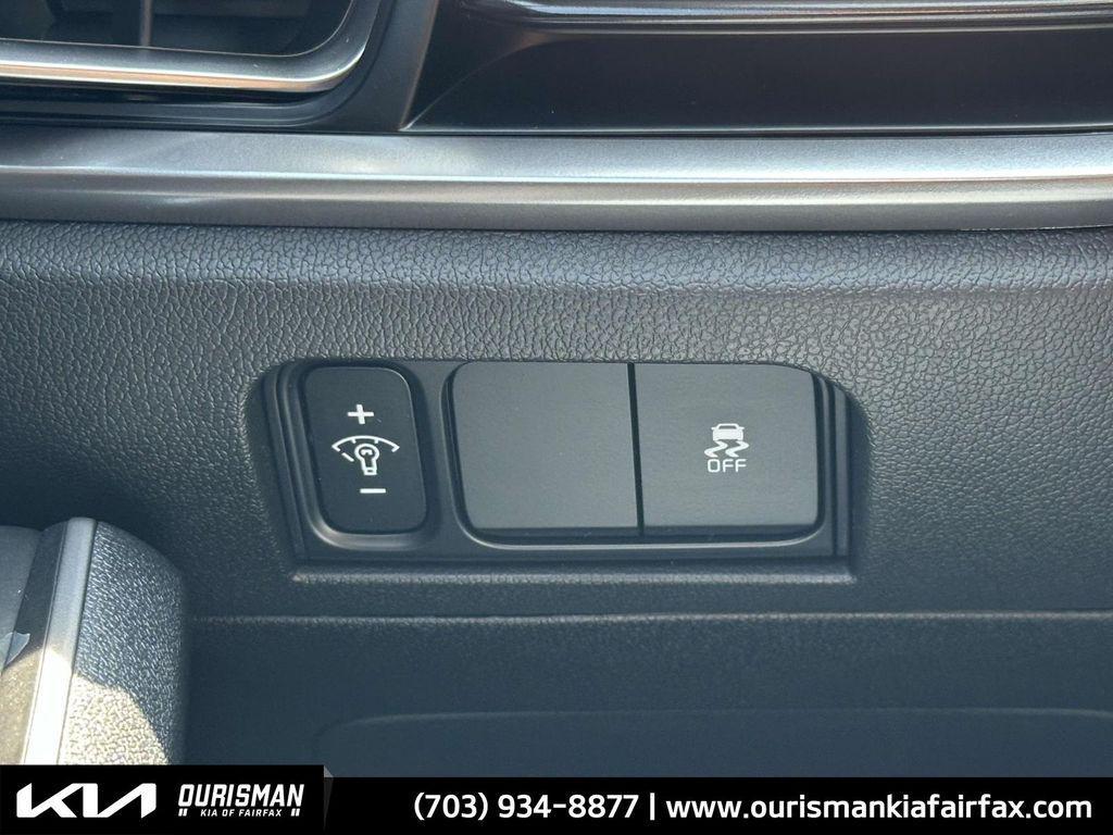 new 2025 Kia Sorento car, priced at $36,712