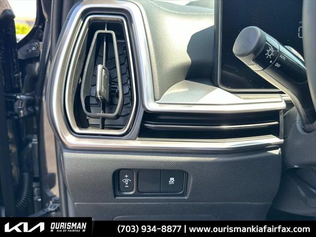 new 2025 Kia Sorento car, priced at $36,346
