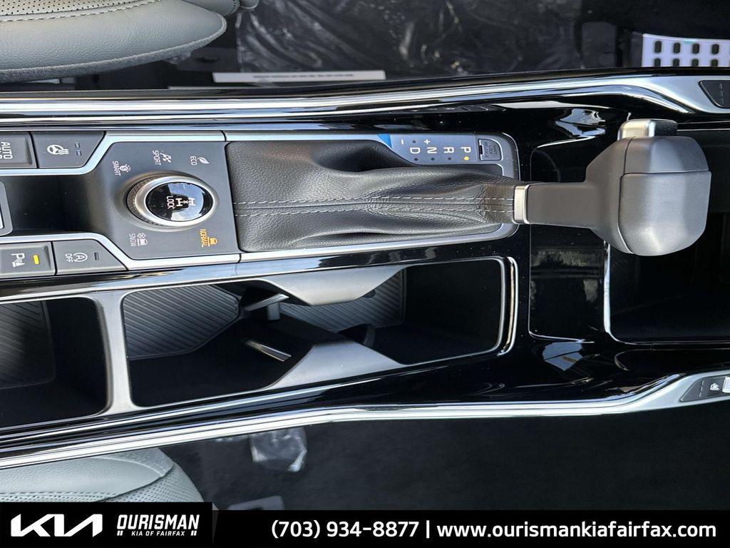 new 2025 Kia Sorento car, priced at $45,853