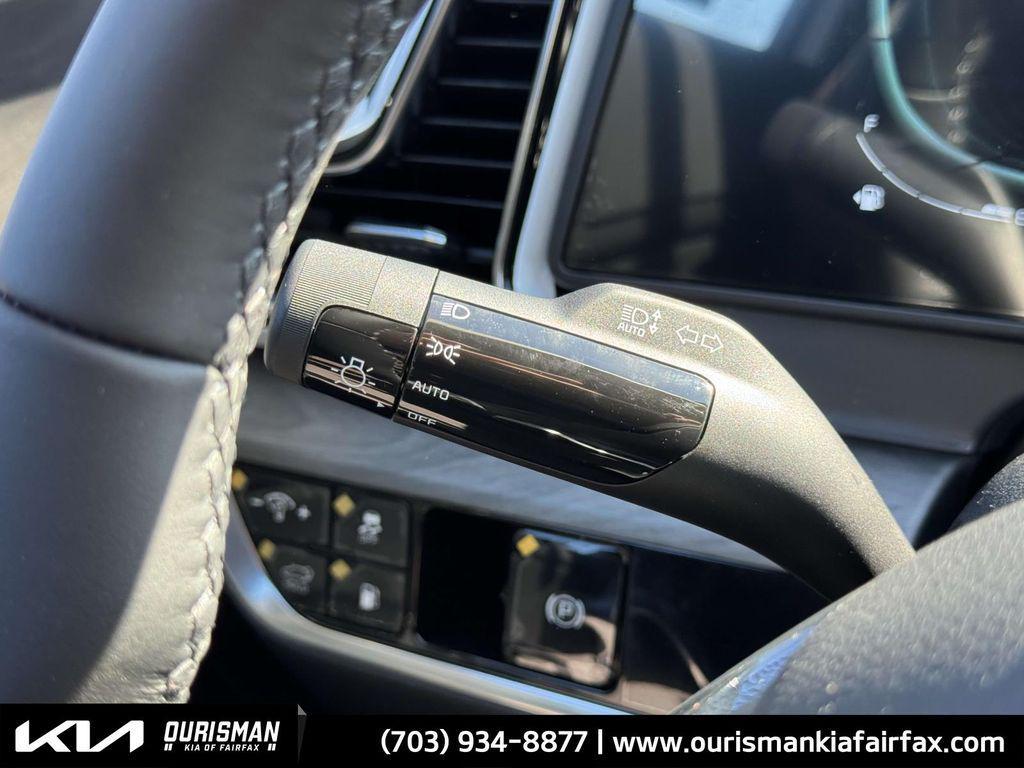 new 2025 Kia Sportage car, priced at $39,160