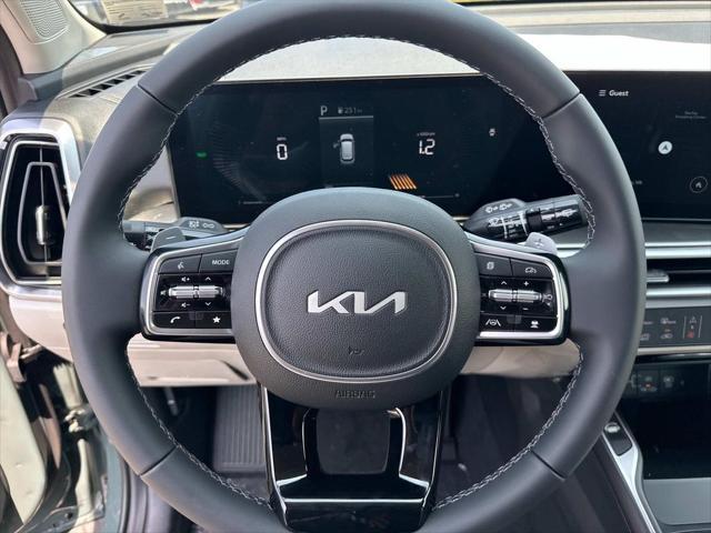 new 2025 Kia Sorento Hybrid car, priced at $40,445
