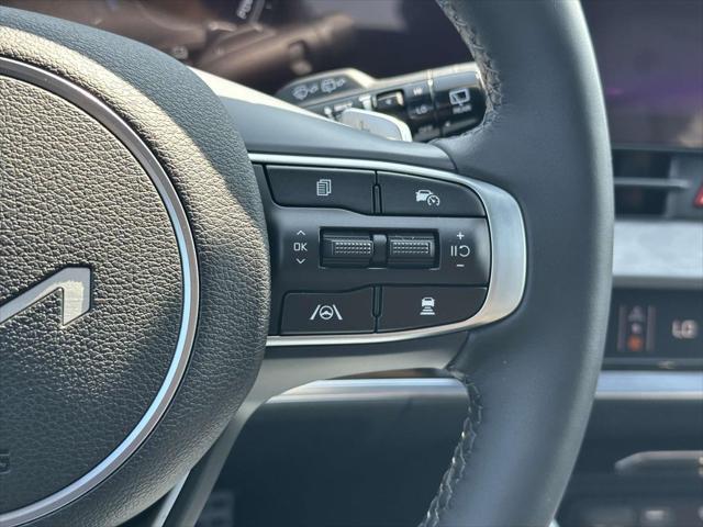 new 2025 Kia Sportage car, priced at $44,477