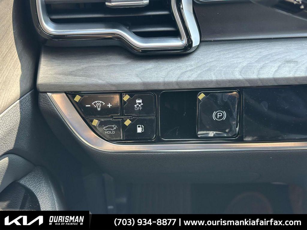 new 2025 Kia Sportage car, priced at $42,624
