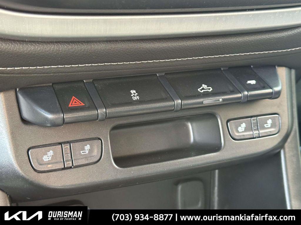 used 2022 GMC Canyon car, priced at $30,500