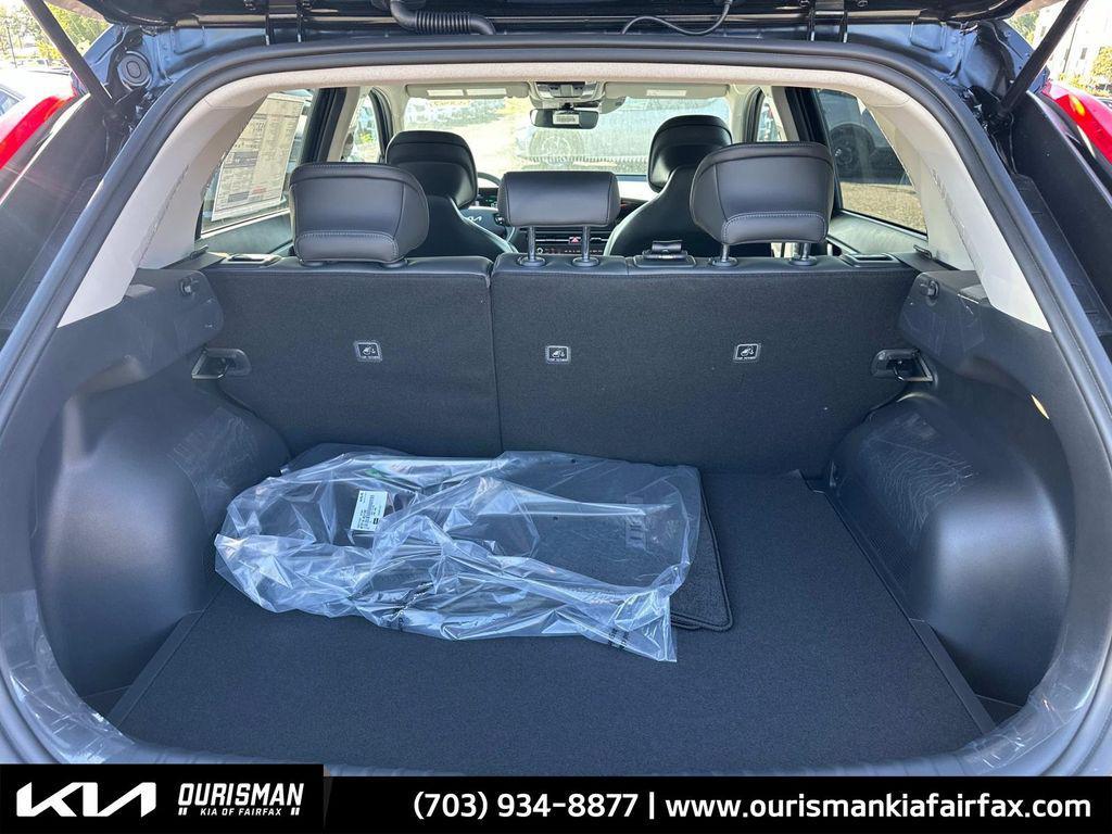 new 2025 Kia Niro car, priced at $28,895