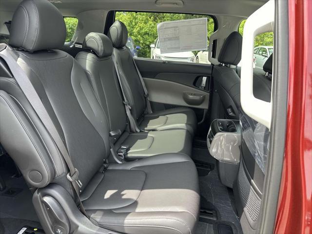 new 2025 Kia Carnival Hybrid car, priced at $48,112