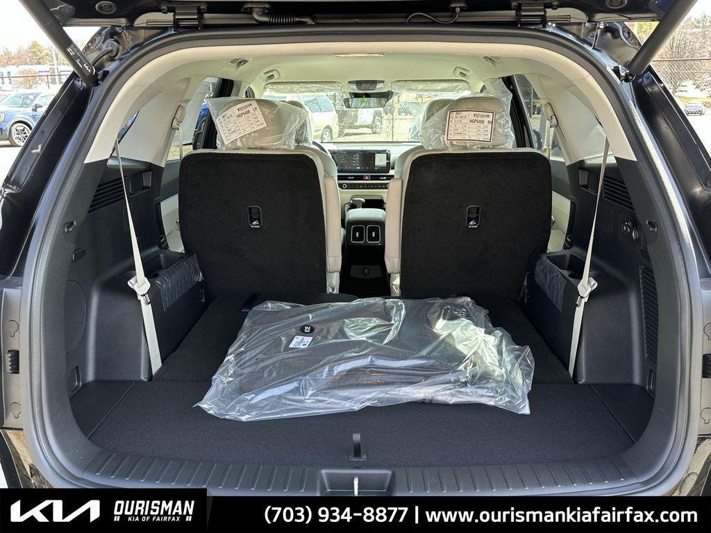 new 2025 Kia Sorento car, priced at $38,719