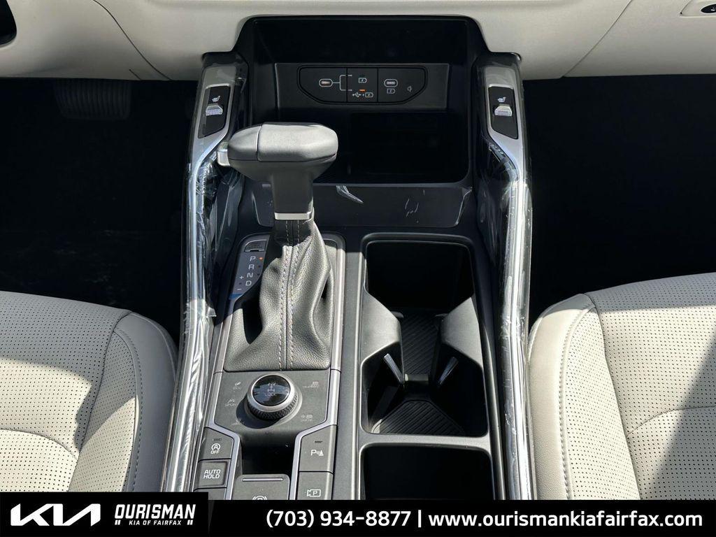 new 2025 Kia Sorento car, priced at $38,719