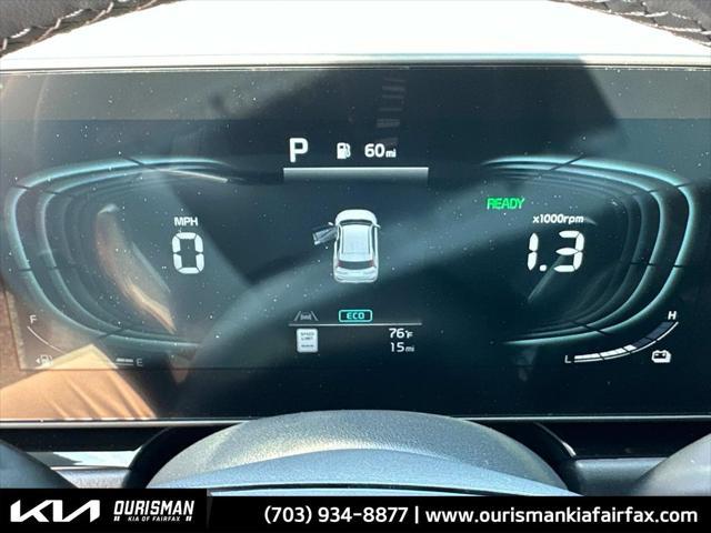 new 2025 Kia Niro car, priced at $30,878