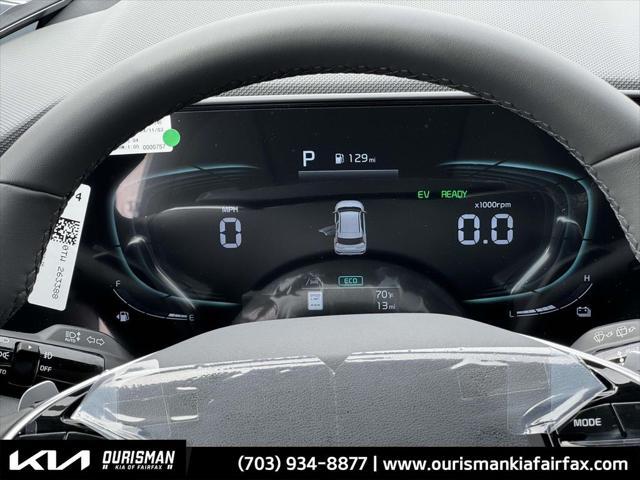 new 2025 Kia Niro car, priced at $33,106