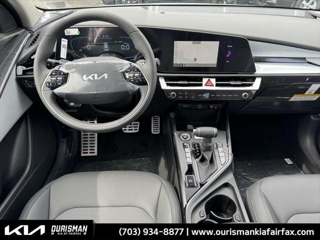 new 2025 Kia Niro car, priced at $33,106