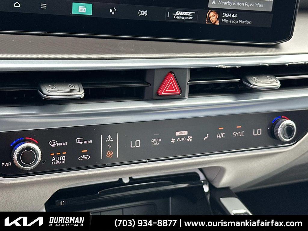 new 2025 Kia Sorento Hybrid car, priced at $44,331