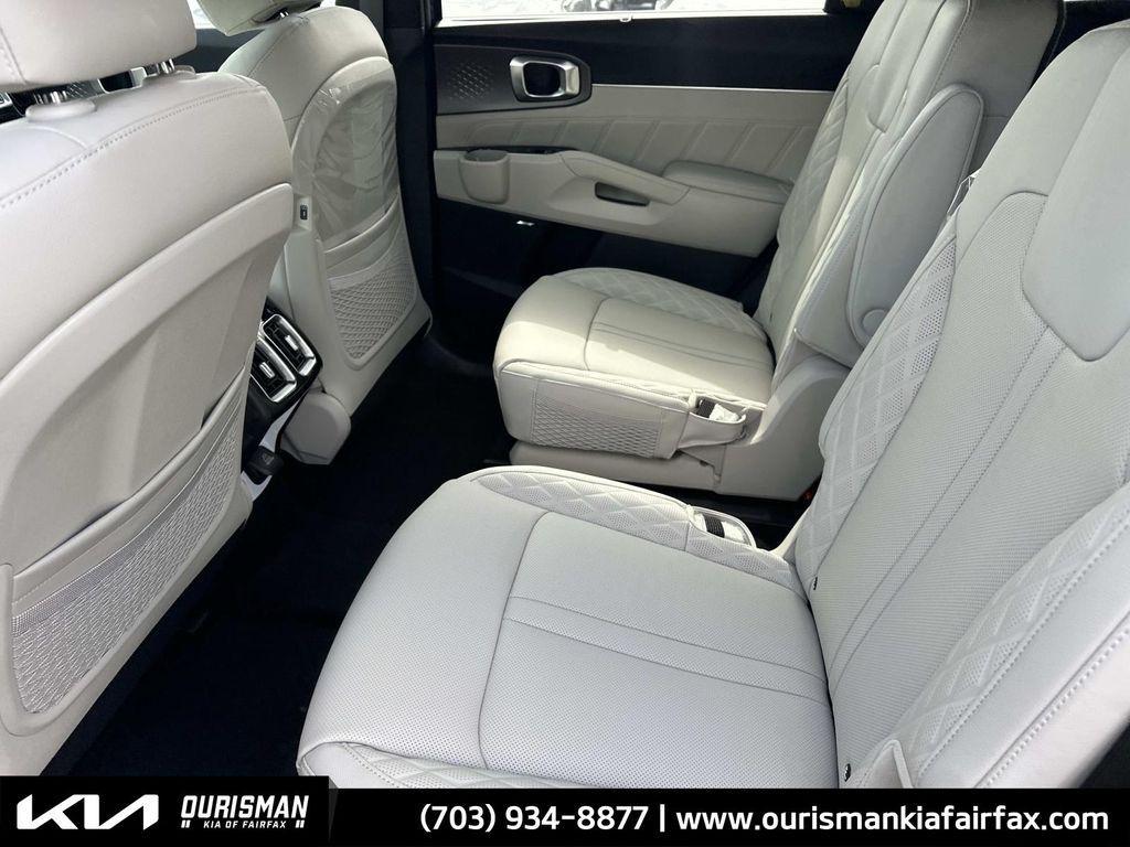 new 2025 Kia Sorento Hybrid car, priced at $44,331