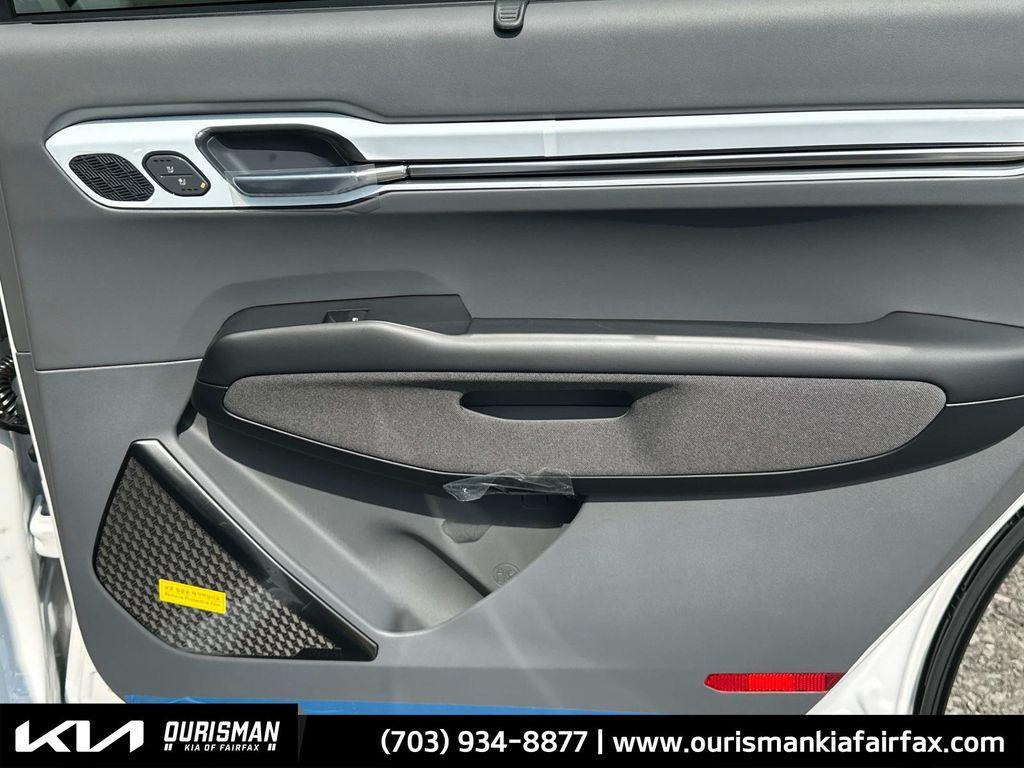 new 2026 Kia EV9 car, priced at $70,637