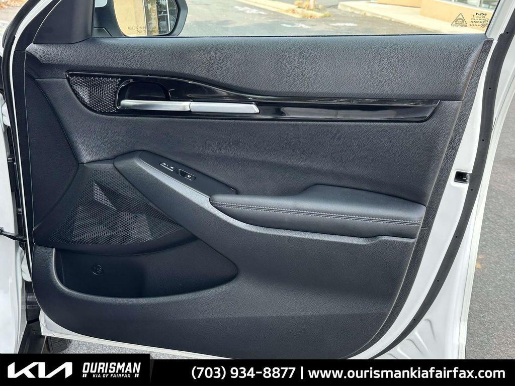 used 2024 Kia Seltos car, priced at $25,000