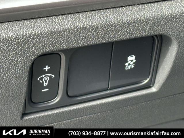 new 2025 Kia Sorento car, priced at $36,950