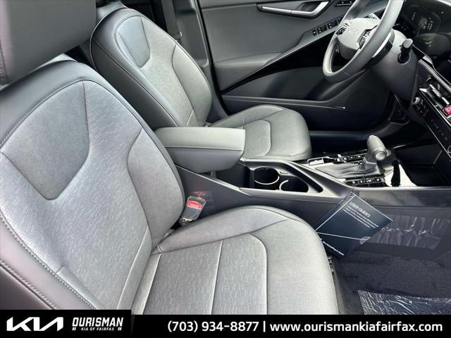 new 2025 Kia Niro car, priced at $33,394