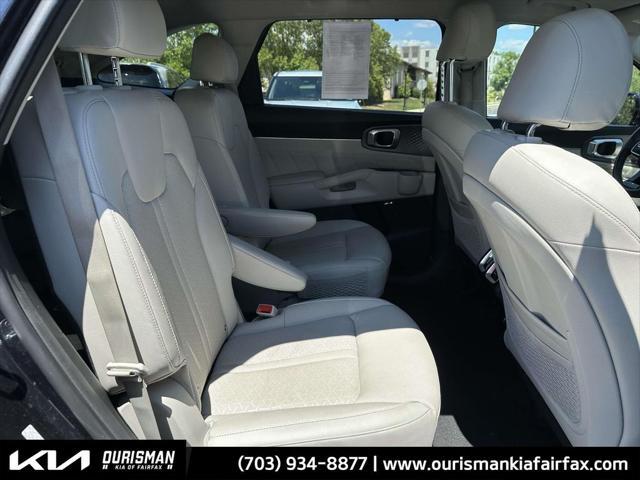 used 2024 Kia Sorento Hybrid car, priced at $34,400