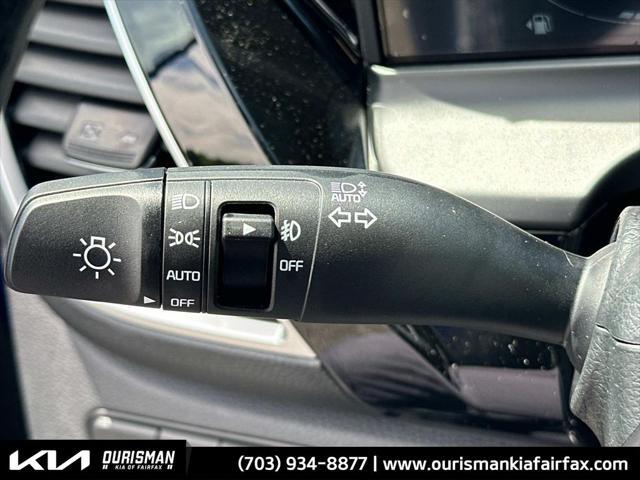 new 2025 Kia Seltos car, priced at $27,216