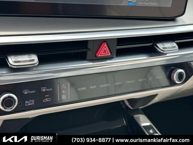 new 2025 Kia Sorento Hybrid car, priced at $46,651