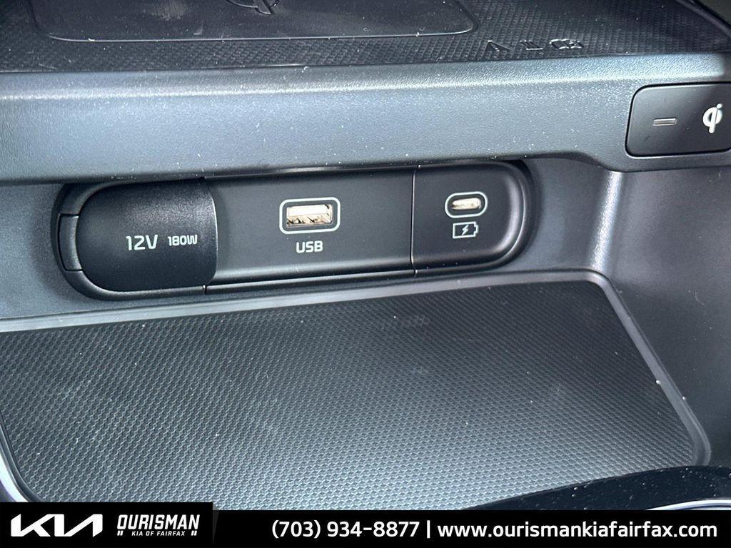 new 2025 Kia Soul car, priced at $24,778