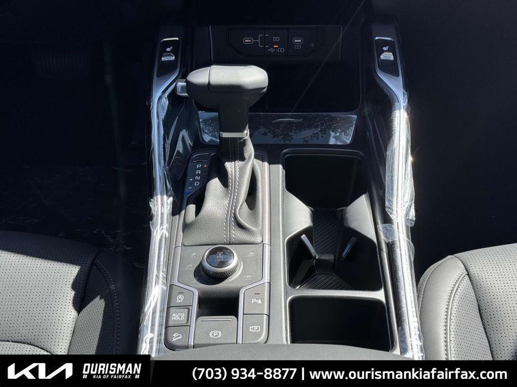 new 2025 Kia Sorento car, priced at $39,184