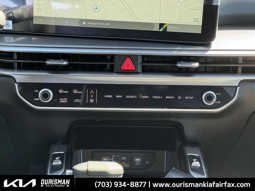 new 2025 Kia Sorento car, priced at $39,184