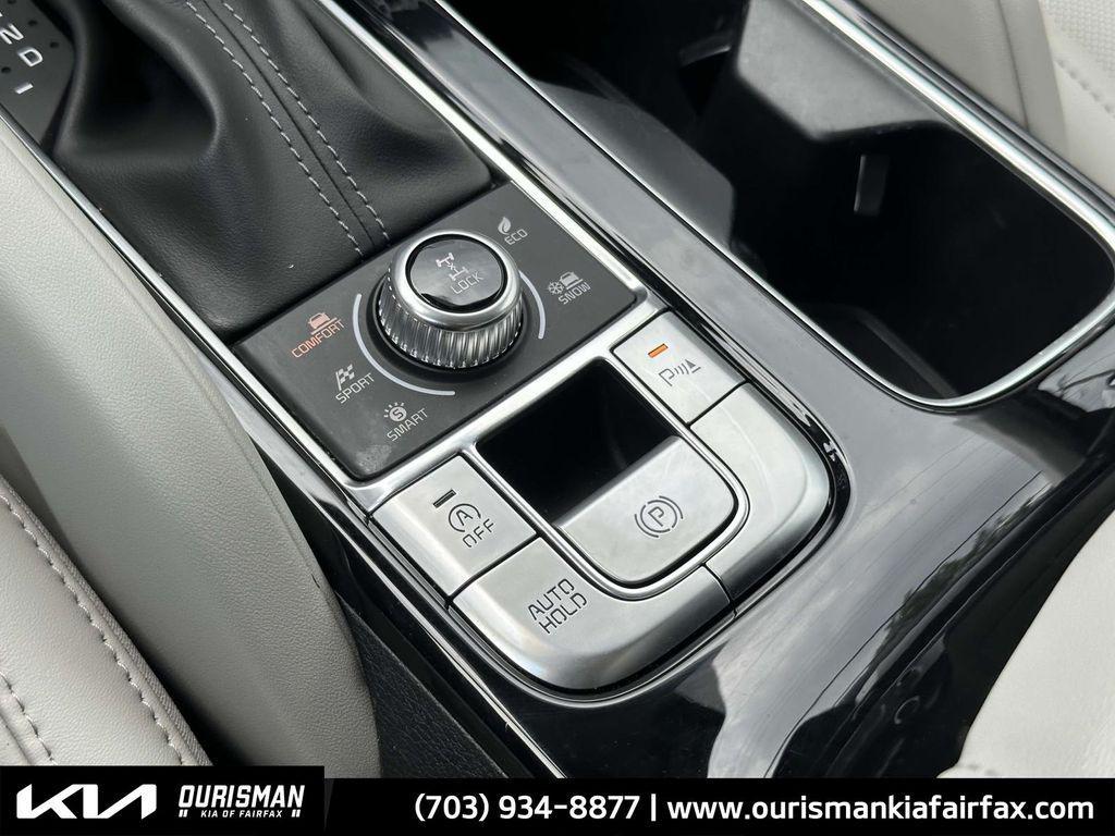 used 2024 Kia Telluride car, priced at $34,000