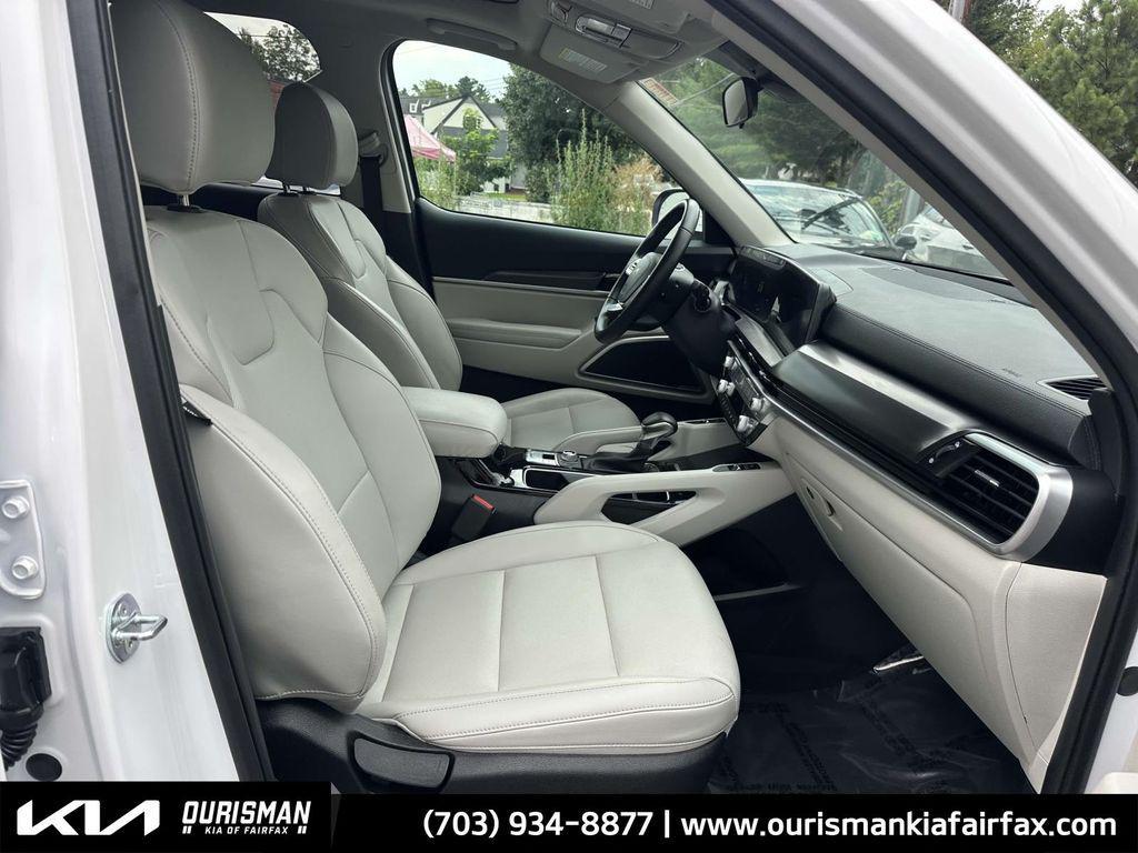 used 2024 Kia Telluride car, priced at $34,000