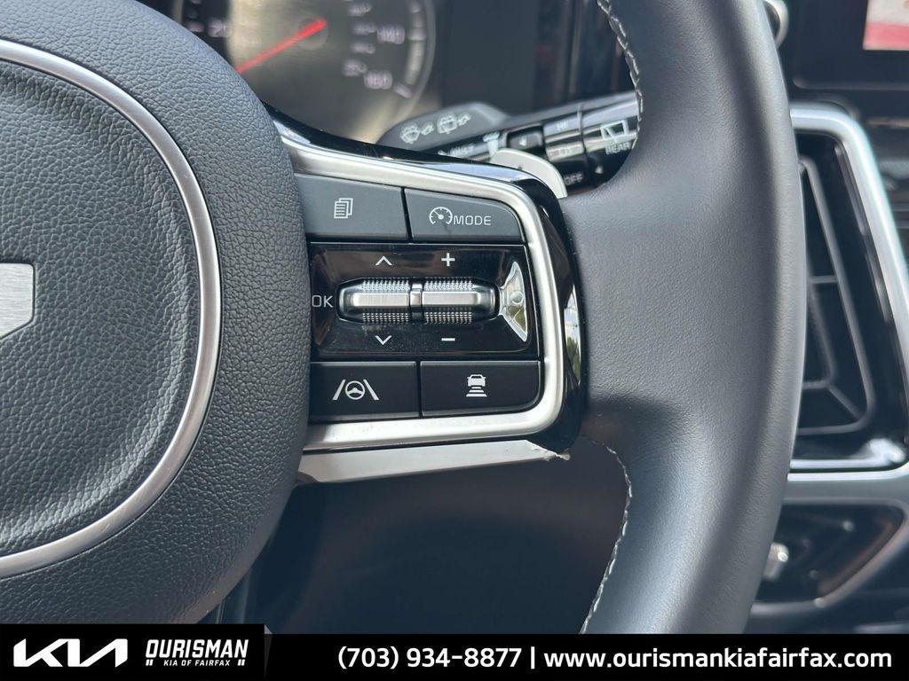 used 2022 Kia Sorento Plug-In Hybrid car, priced at $29,500
