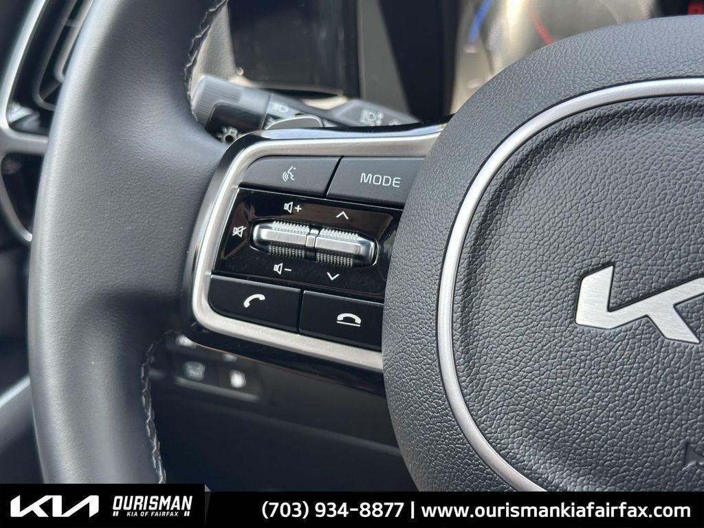 used 2022 Kia Sorento Plug-In Hybrid car, priced at $29,500