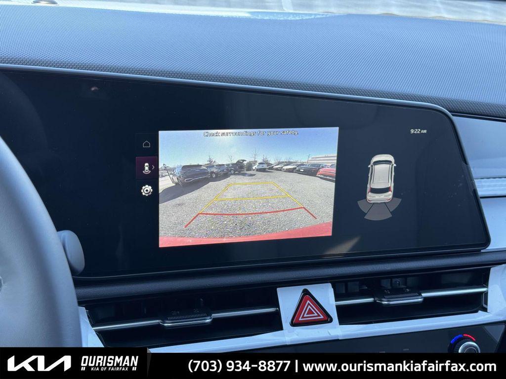 new 2025 Kia Niro car, priced at $30,400