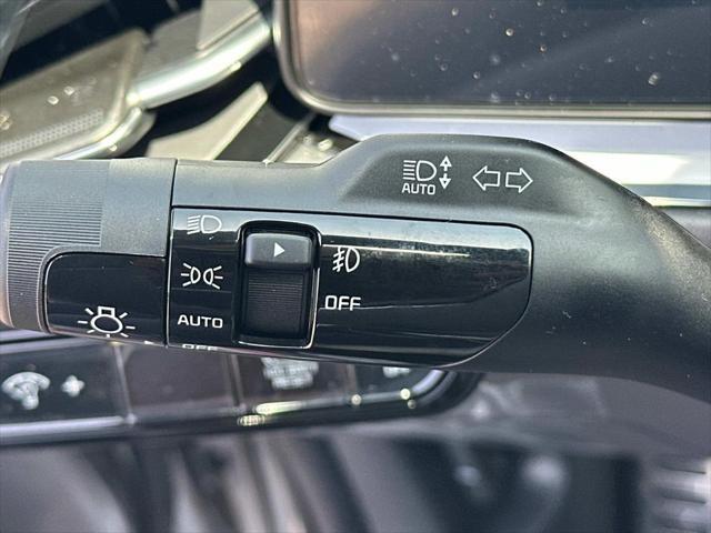 new 2025 Kia Niro car, priced at $32,776