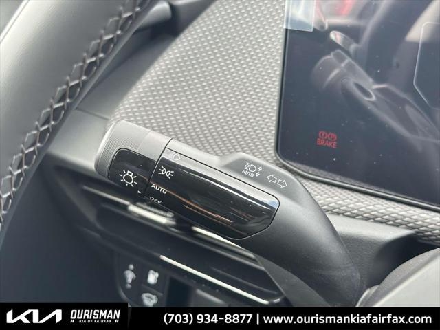 new 2025 Kia EV6 car, priced at $56,610
